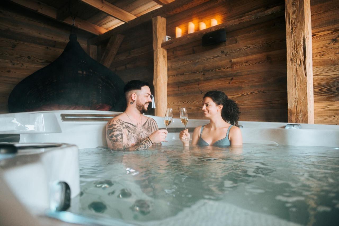 Boutique Hotel Restaurant & Spa Beim Lipp Roßhaupten Exteriör bild