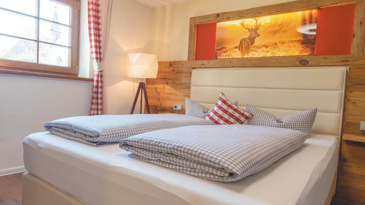 Boutique Hotel Restaurant & Spa Beim Lipp Roßhaupten Exteriör bild