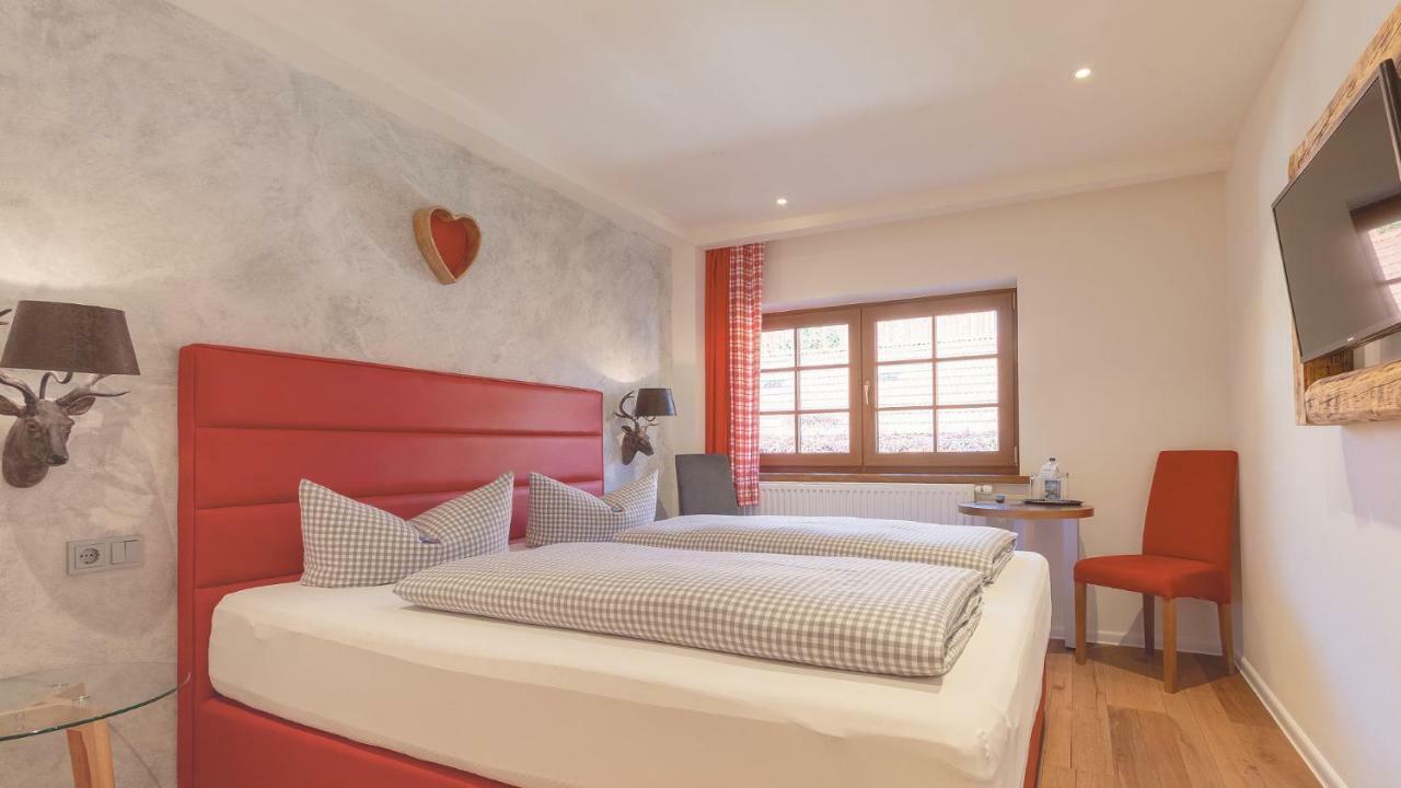 Boutique Hotel Restaurant & Spa Beim Lipp Roßhaupten Exteriör bild